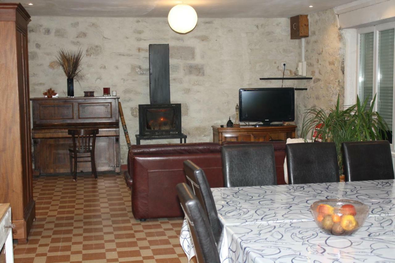 Le Dolmen Bed & Breakfast *